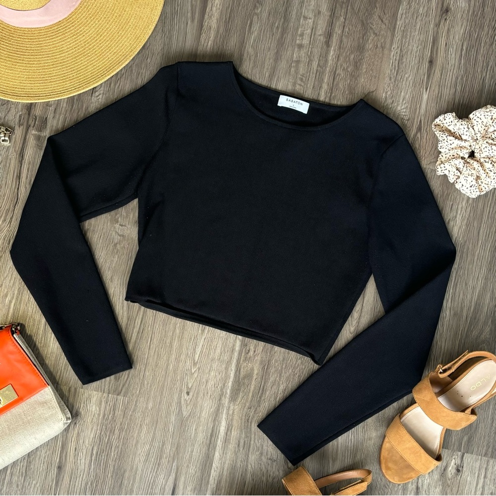 Aritzia Babaton Large Black Sculpt Knit Crew Cropped Longsleeve